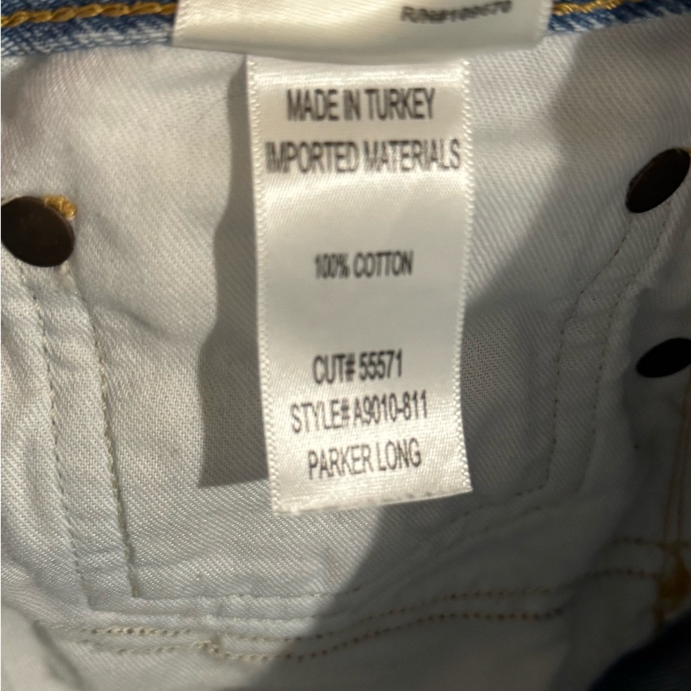AGOLDE Parker Vintage Cutoff Denim Shorts – Organic Light Wash, Size 26 - Picture 7 of 7